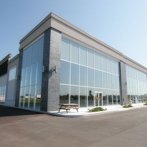 Commercial real estate content tile